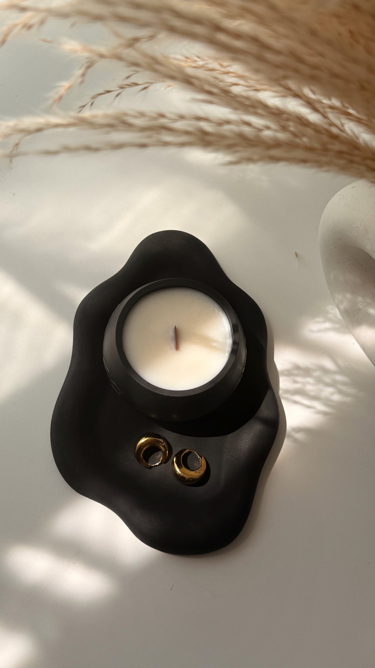 Black Irregular Tray